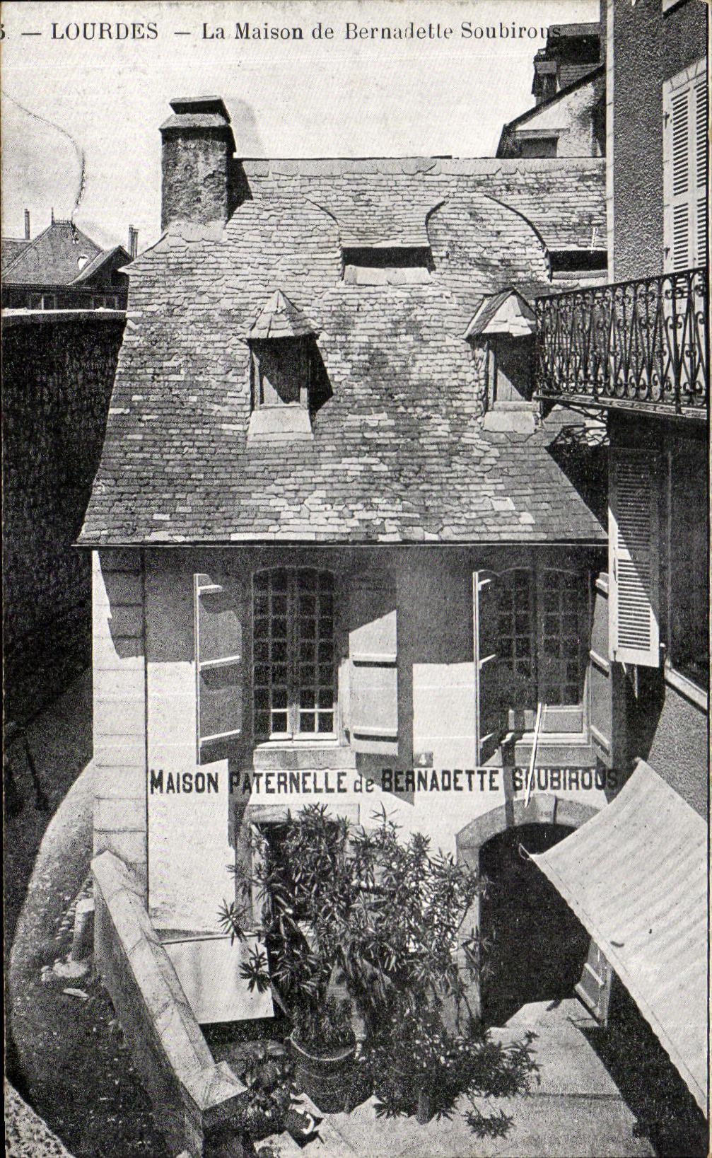 CPA Lourdes Maison de Bernalette Soubirous
