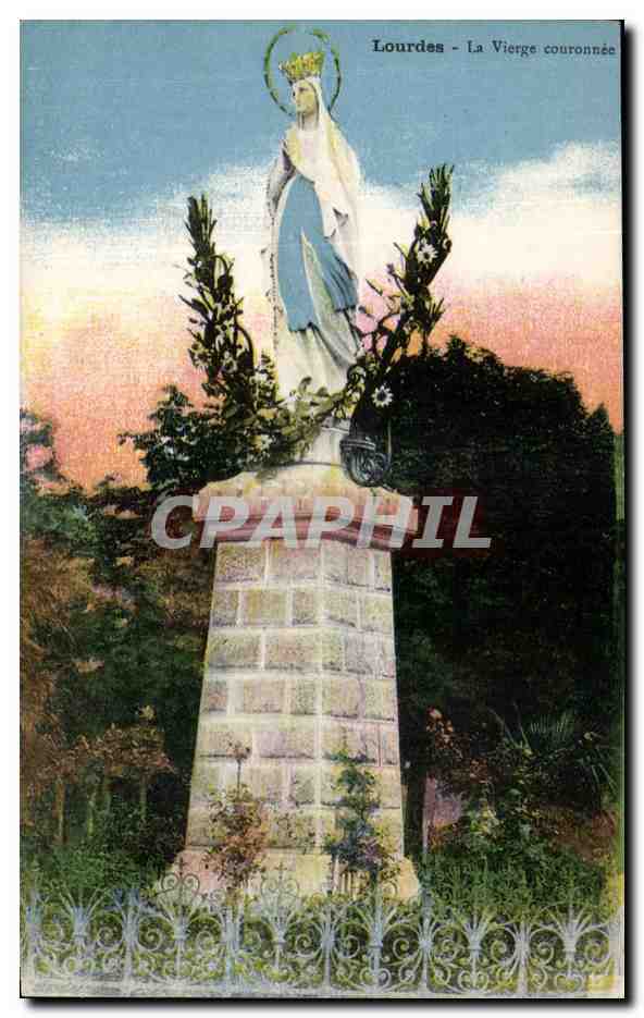 CPA Lourdes La Vierge Couronnee 