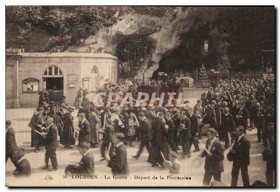 Lourdes - La Grotte - Départ de la Procession — éditeur CPAPHIL, n° 58