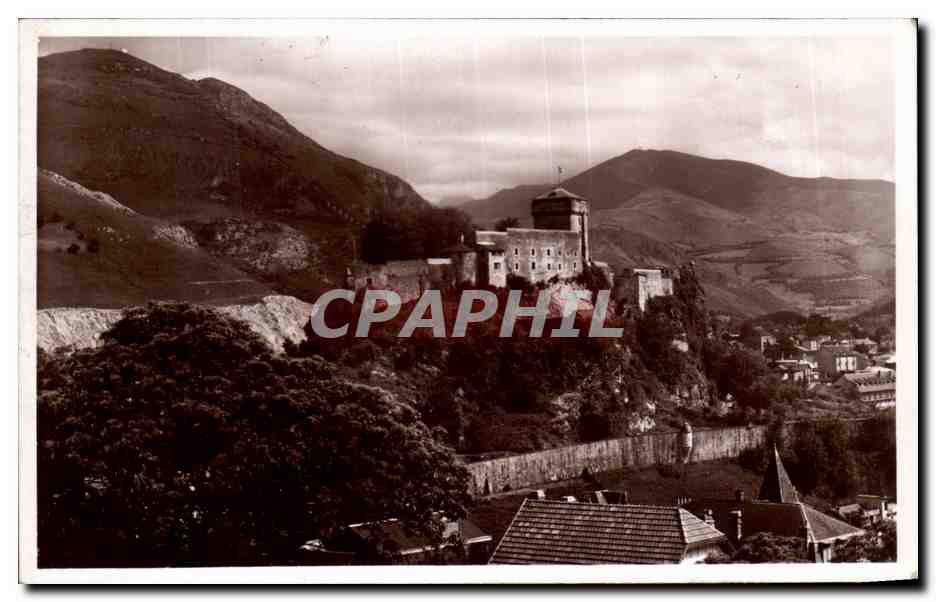 CPA Lourdes Le Chateau Fort et Pic du Jer