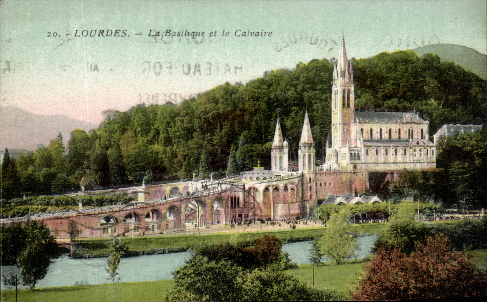 CPA Lourdes La Basilique et le Calvaire