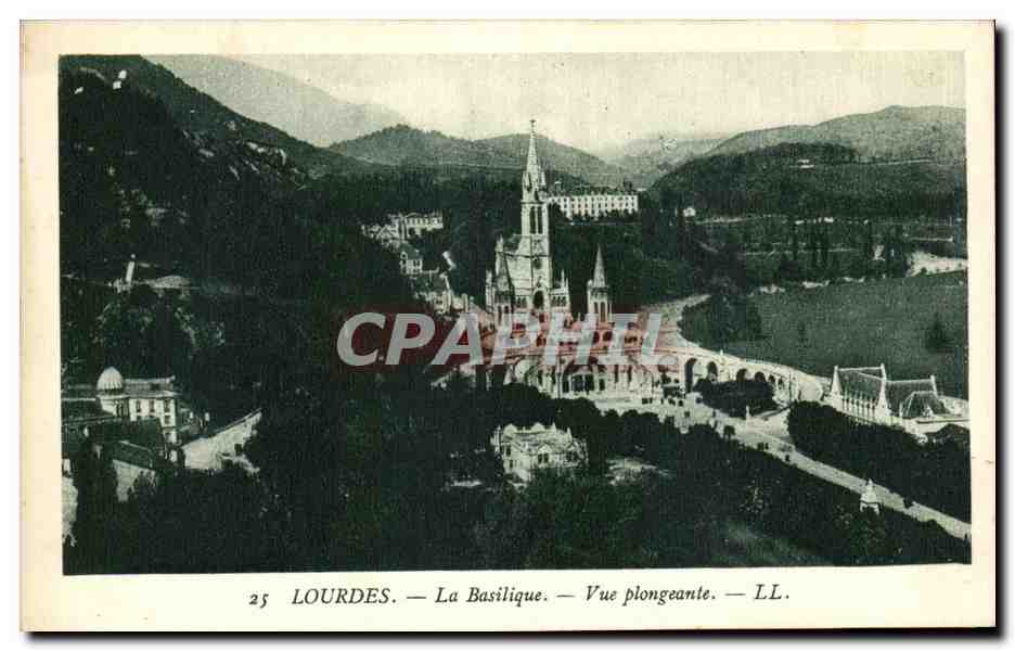 CPA Lourdes La Basilique Vue Plongeante