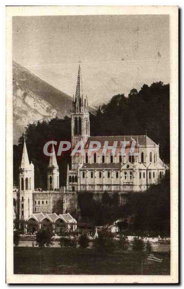 CPA Lourdes La Basilique
