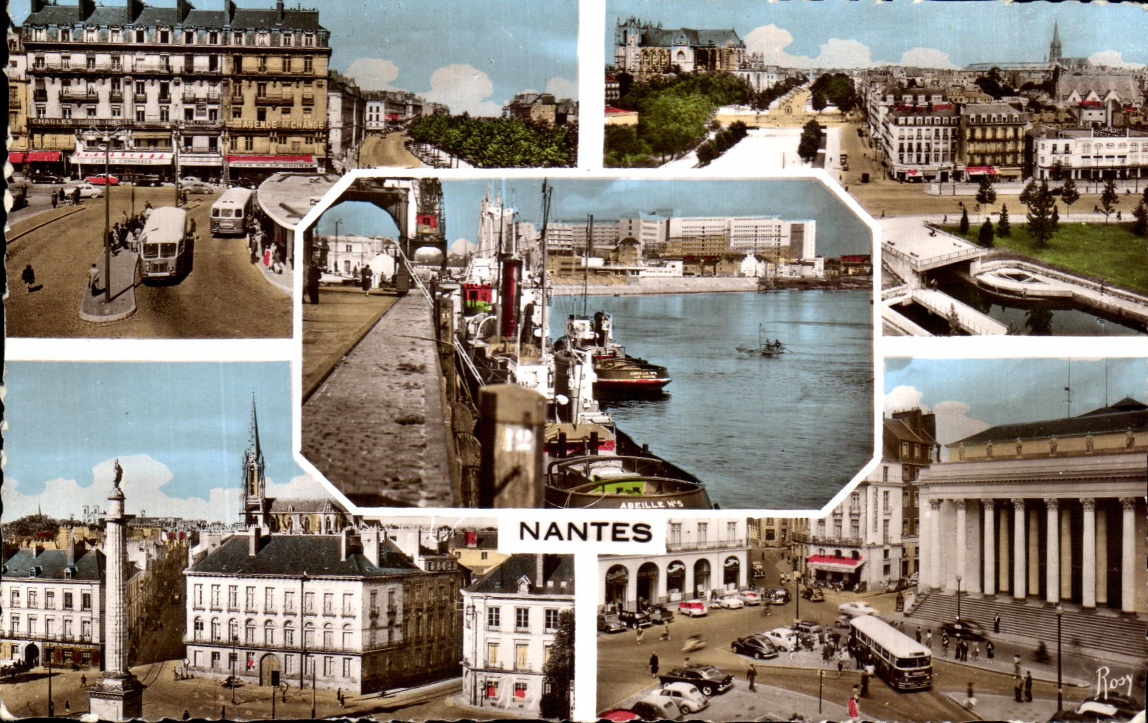 CPA Nantes Place du Commerce Quartier Saint Pierre Saint Clement Vue Port