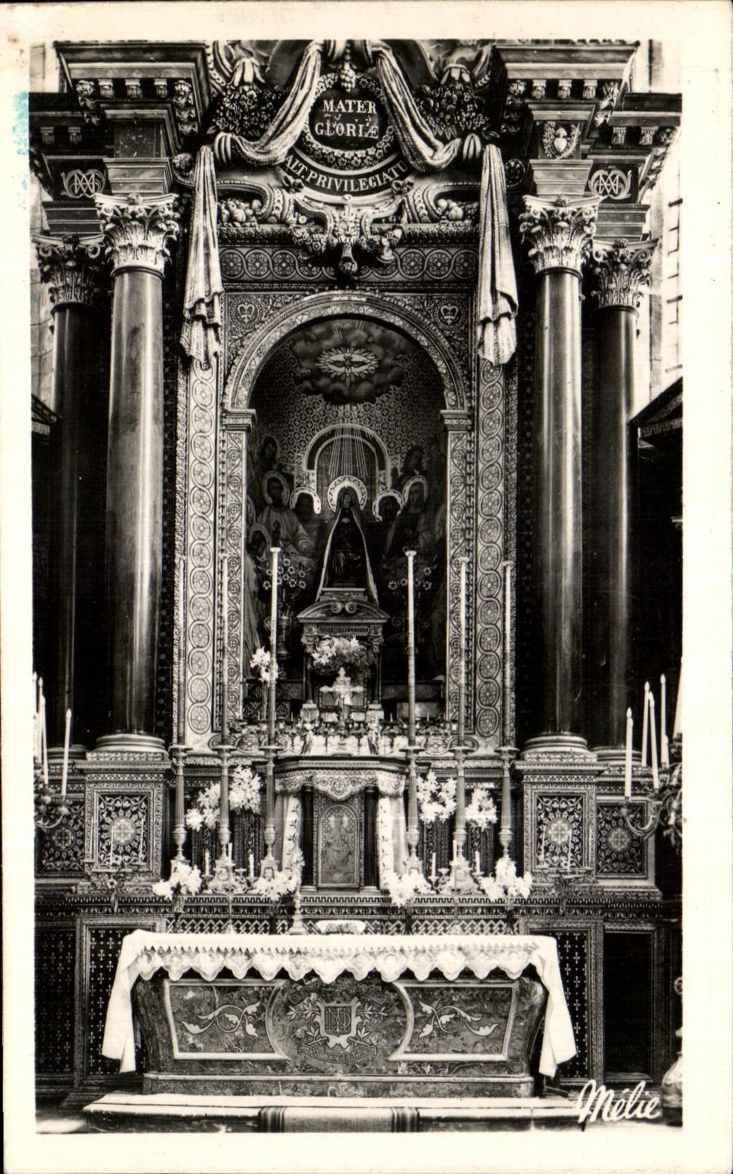 CPA Notre Dame De Liesse L'Autel Colonnade de Jaspe 