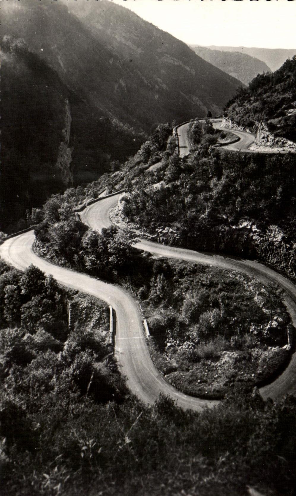 Les Lacets de Septmoncel - Route de Saint-Claude à la Faucille — Édition E. PROTET, Rue du Parc, Mont-Dol (Jura)