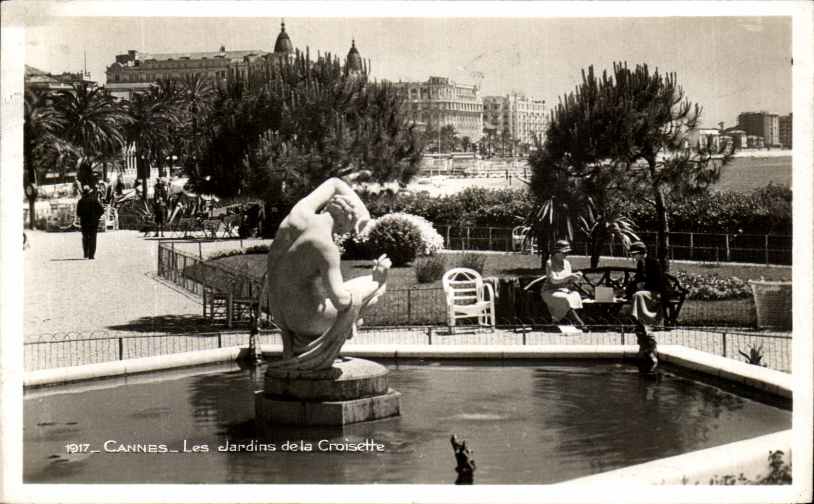 CPA Cannes Les Jardins De La Croisette