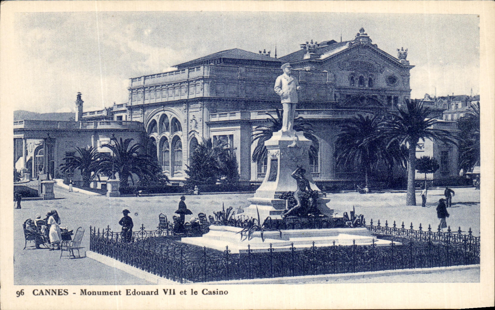 CPA Cannes Monument Edouard VII Et le Casino