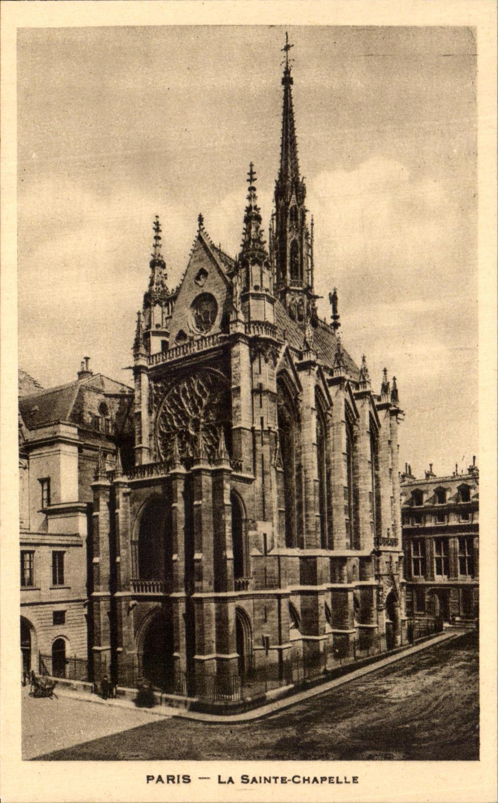 CPA Paris La Tour Saint Chapelle