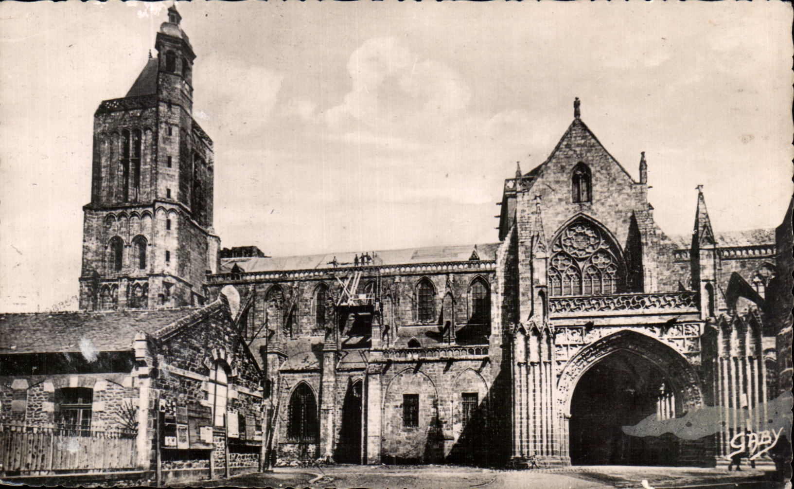 Dol-de-Bretagne — Kathedrale Saint-Samson — Éditions Gaby