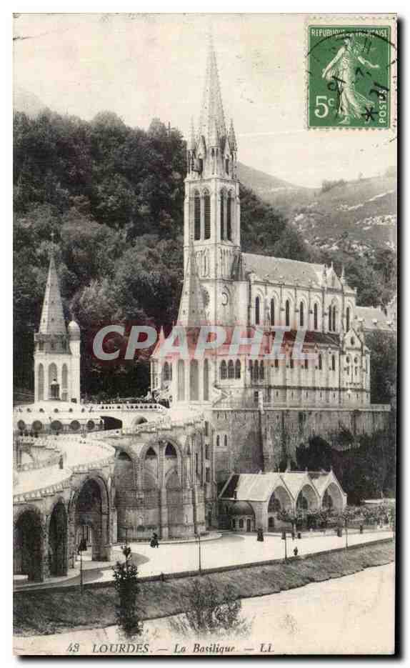 CPA Lourdes La Basilique