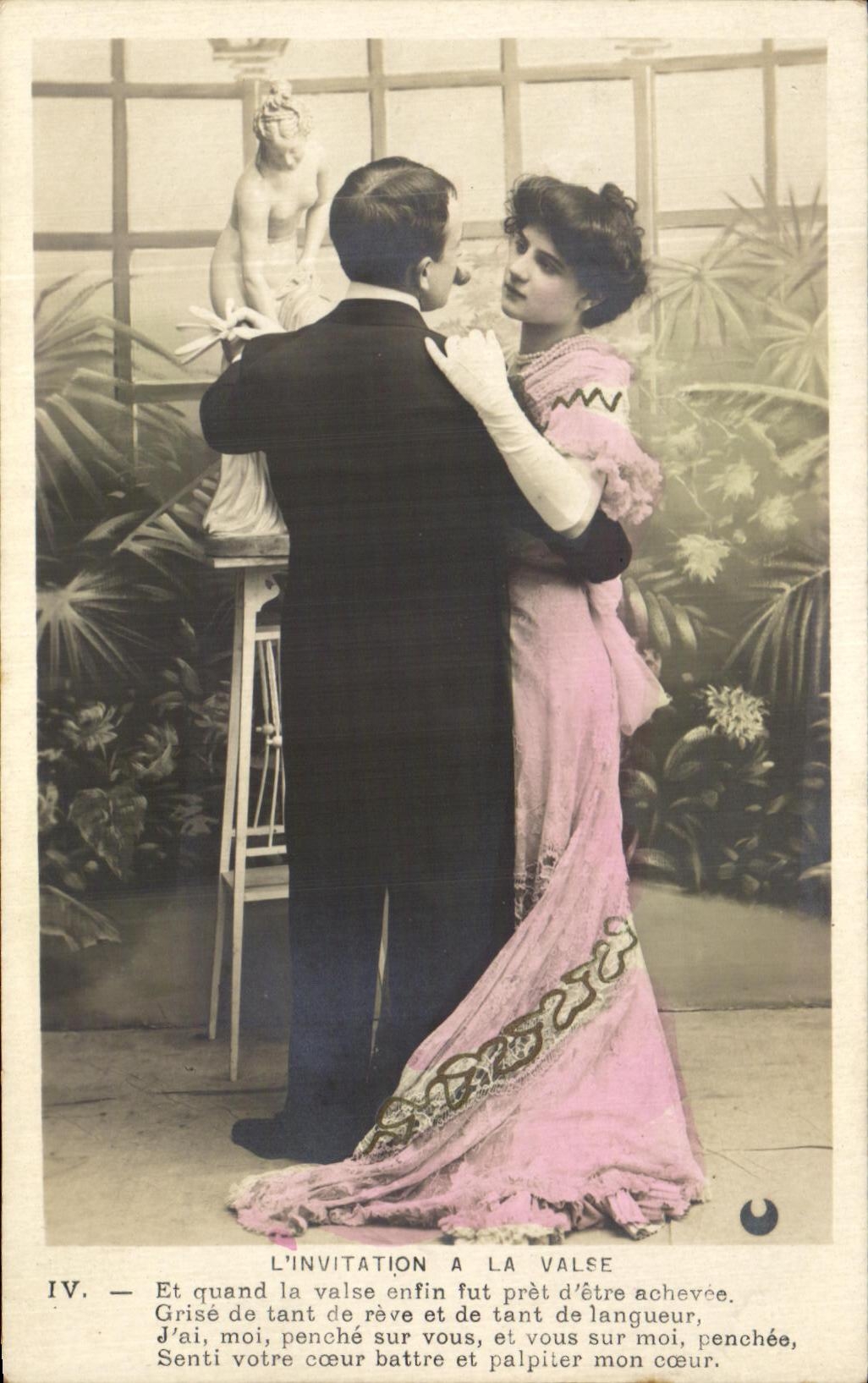 CPA L'Invitation a La Valse Femme 