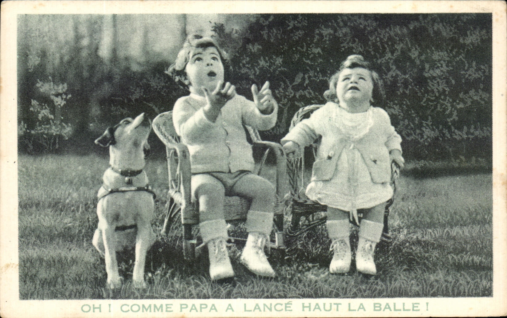 CPA Oh Comme Papa a Lance Haut La Balle