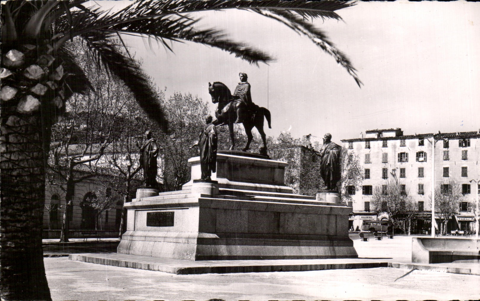 Ajaccio — Statue de Napoléon et de ses quatre frères — Édition « La Cigogne »