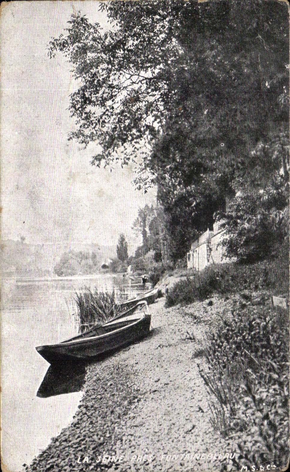 La Seine près Fontainebleau — vue de la rive avec barque — M.S.R.C. éditeur