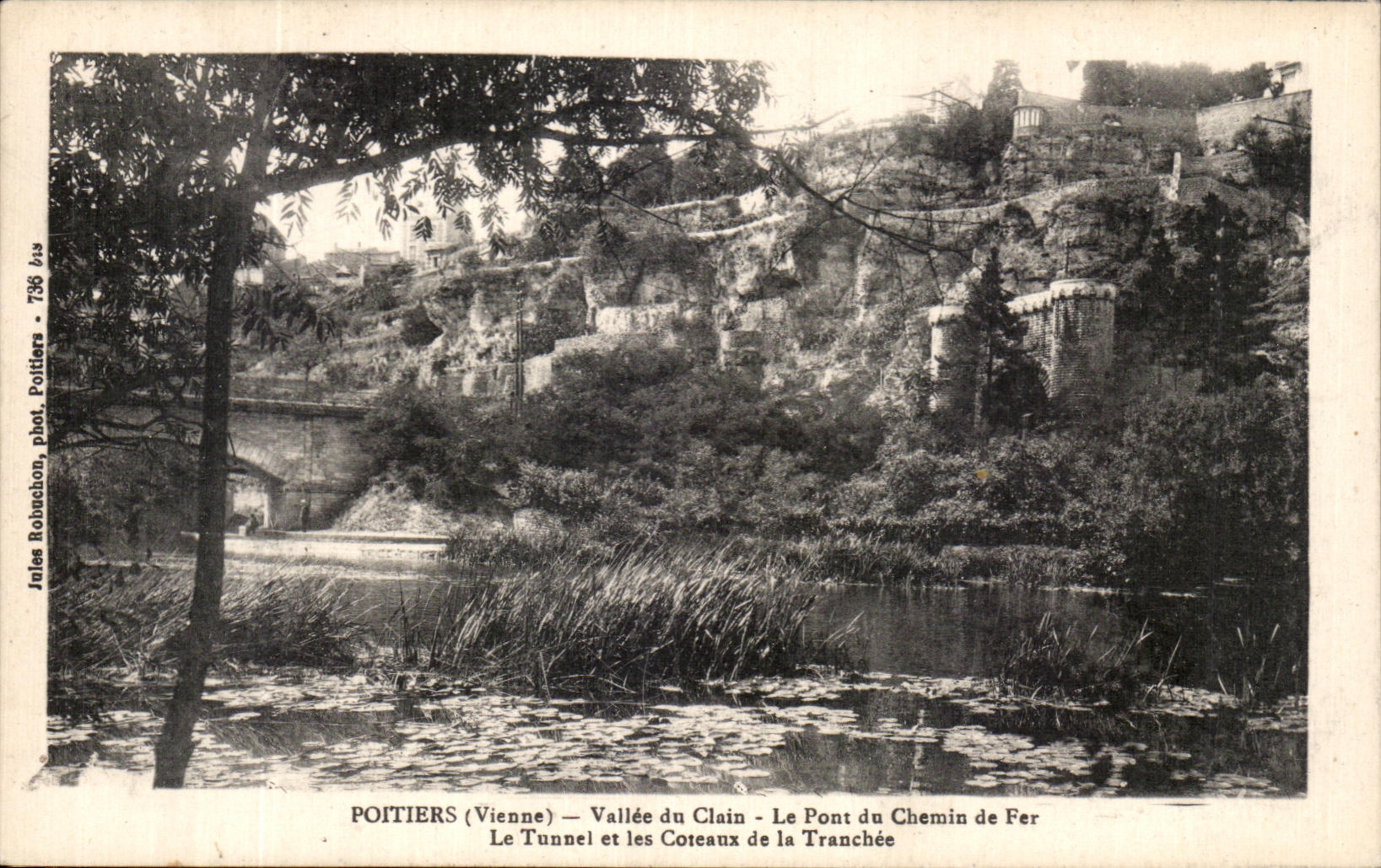 CPA Poitiers Vallee du Clain Le Pont du Chemin de Fer le Tunnel et les Coteaux de la Tranchee