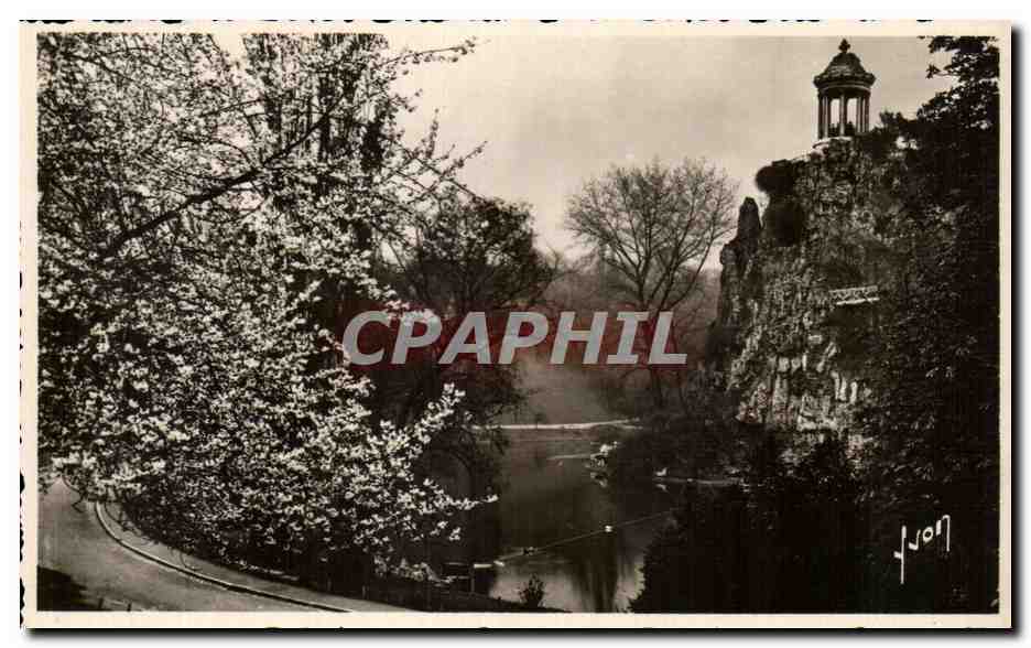 CPA Paris Le Parc des Buttes Chaumont