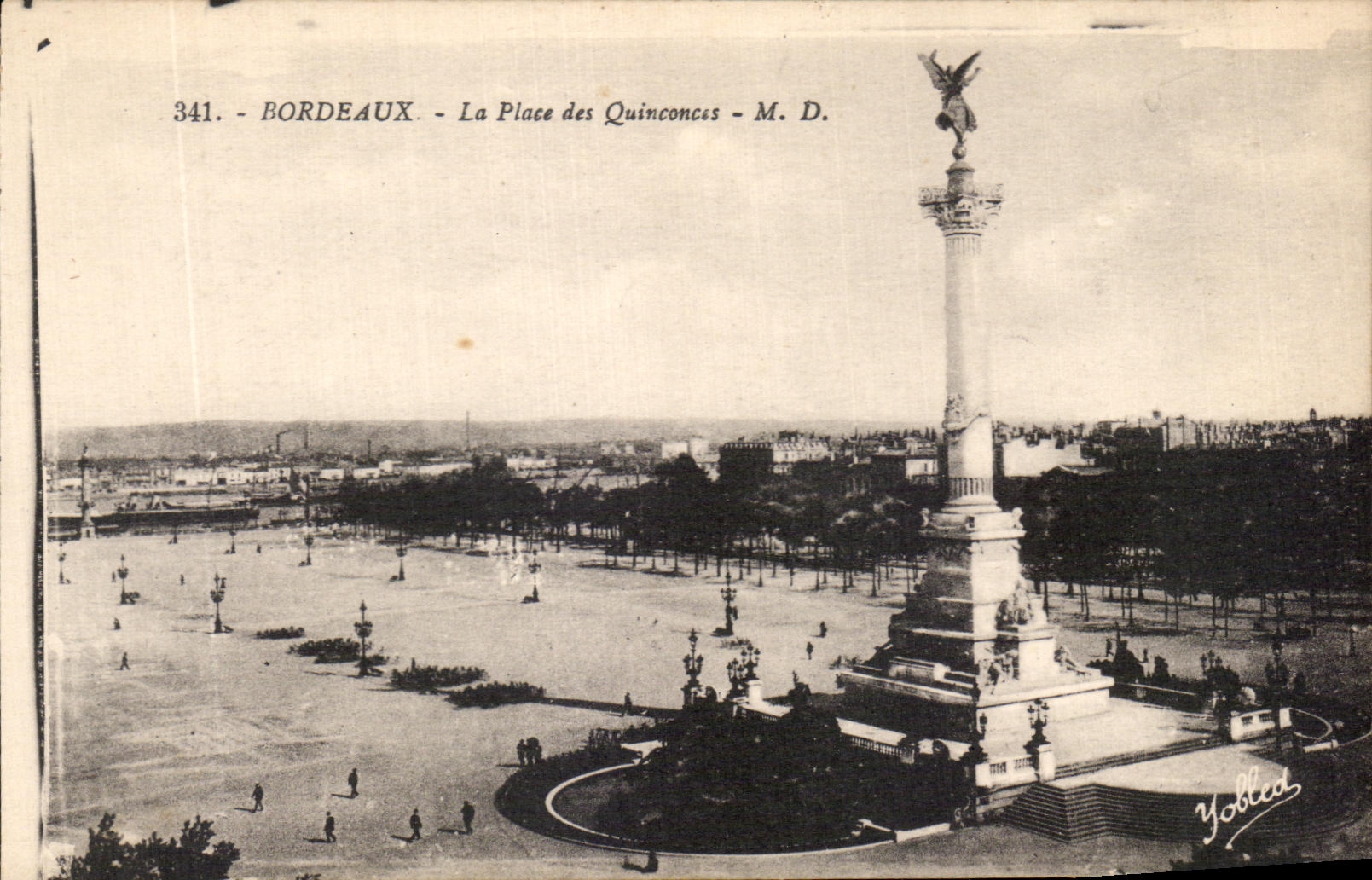 CPA Bordeaux La Place des Quinconces