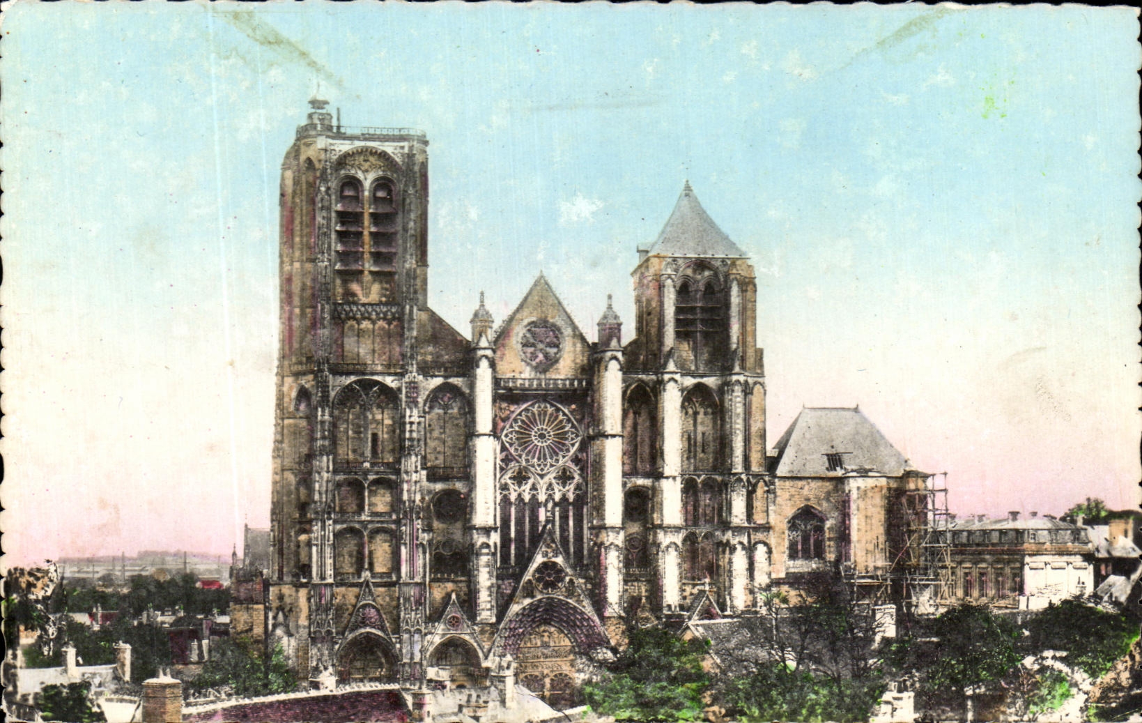 Bourges — Façade de la Cathédrale — E. Maquaire, photographe