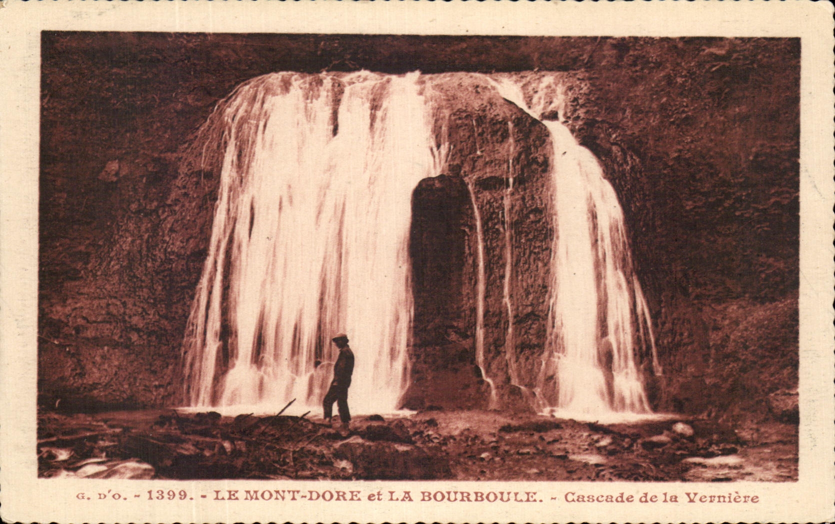 CPA Le Mont Dore et La Bourboule Cascade de la Verniere