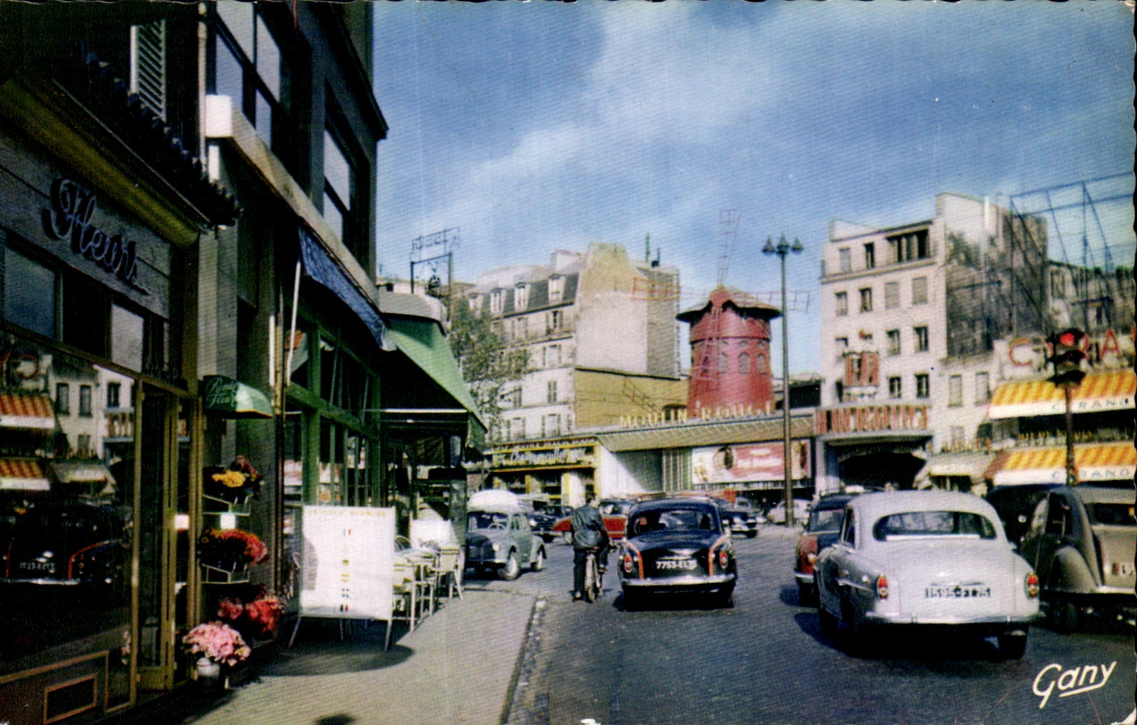 CPA Paris Le Moulin Rouge 