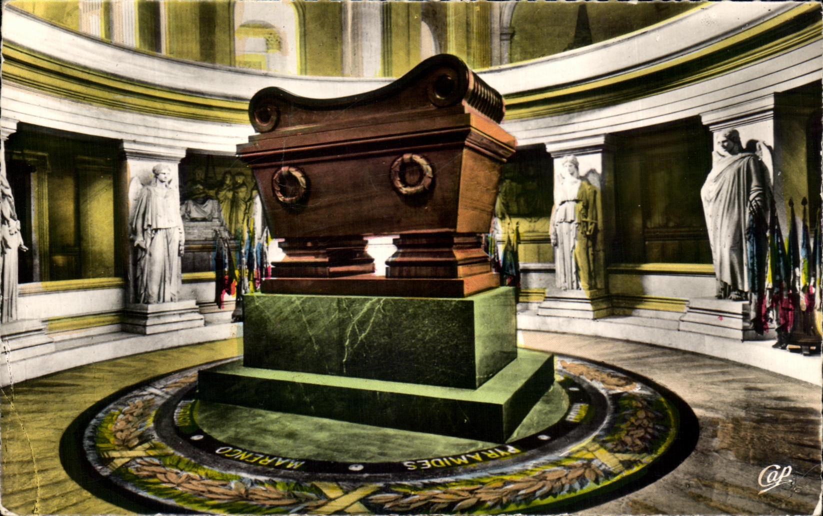 CPA Paris Le Tombeau de Napoleon 1er