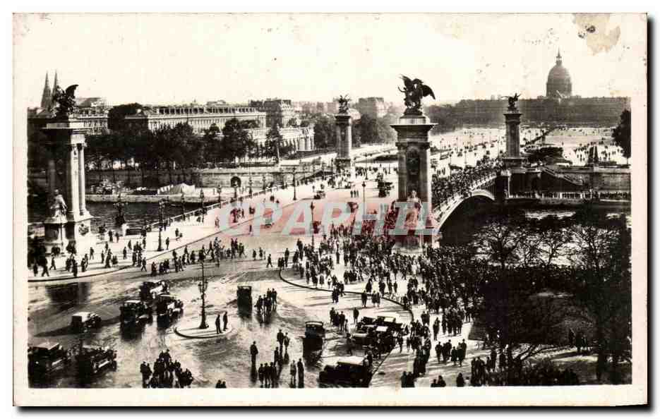 CPA Paris Le Pont Alexandre III et les lnvalides