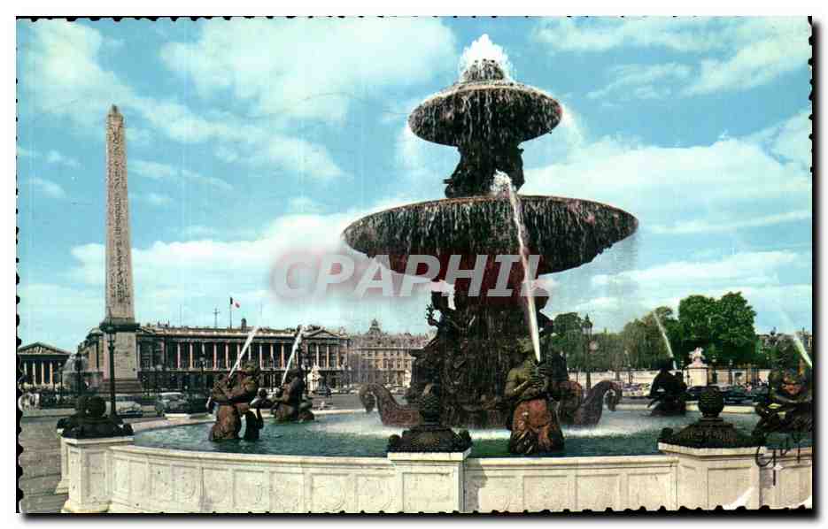 CPA Paris Et Ses Merveilles Jeu d'eau d'une fontaine de la place de la Concorde 