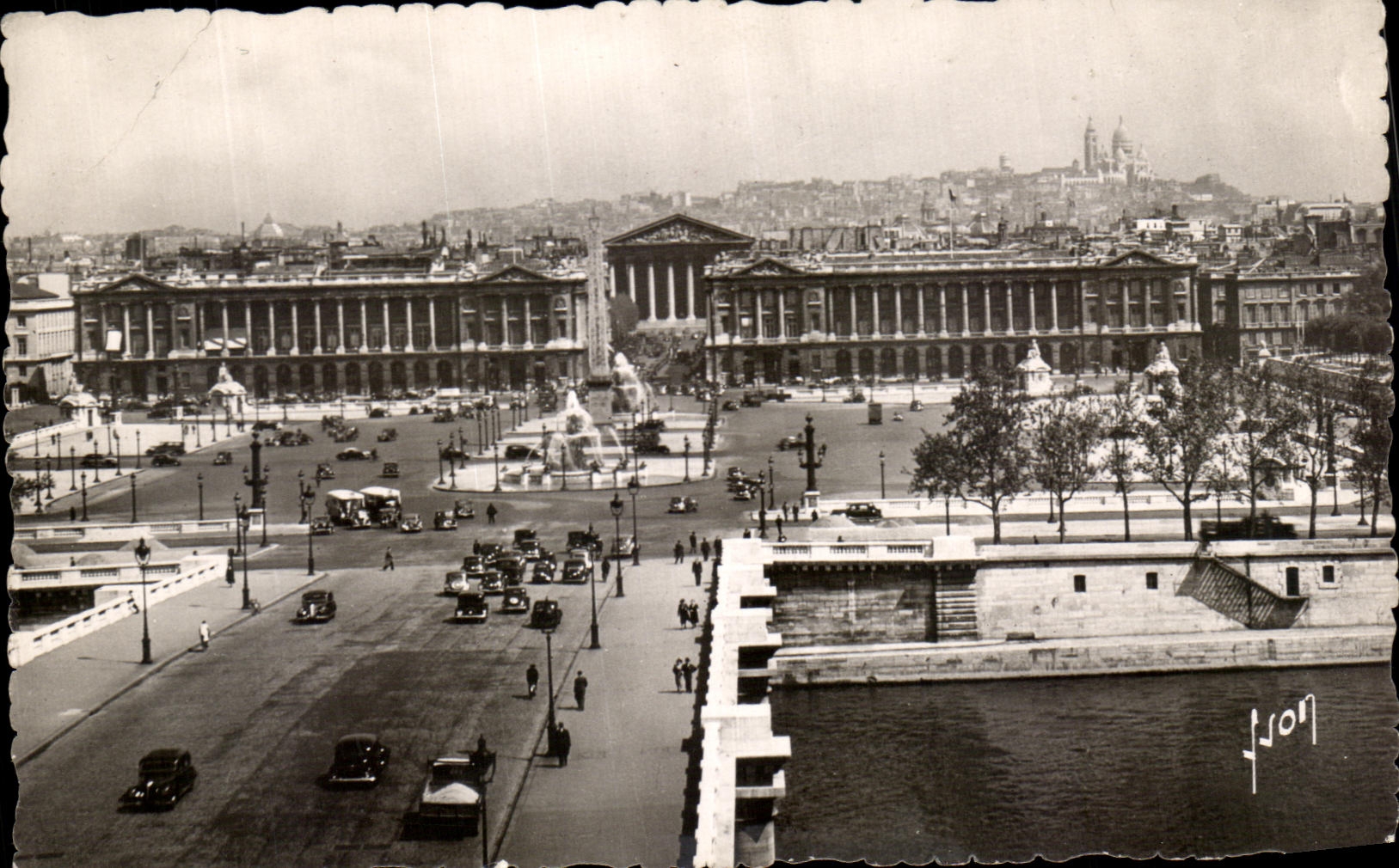 CPA Paris En Flanant Vue genarale de la la Concorde