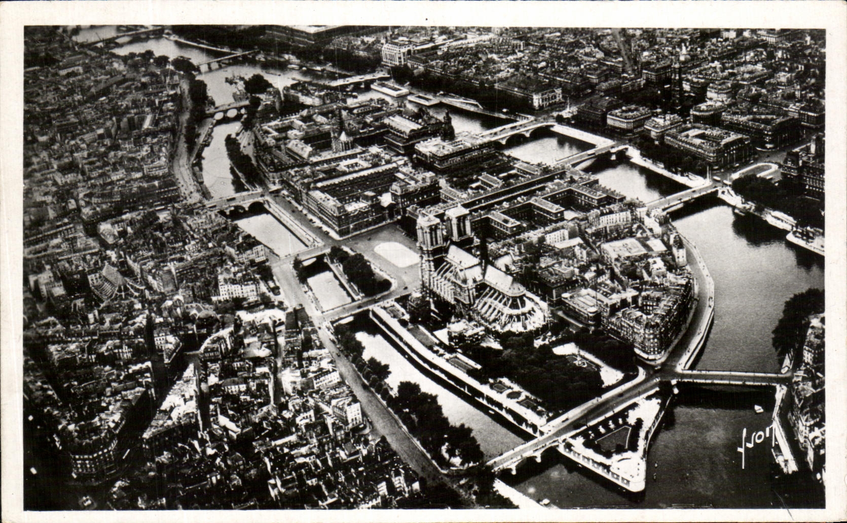 Paris — La Seine et l'île de la Cité — Éditions d'Art Marrel