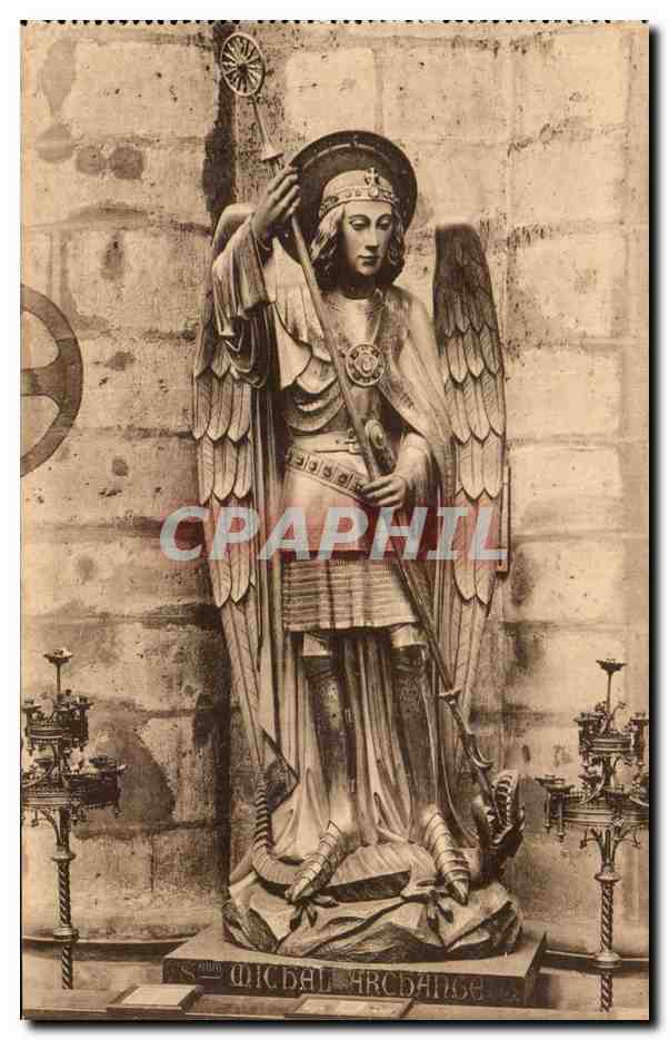 CPA Bruxelles Colleginale Ss Michel et Gudule Statue de St Michel