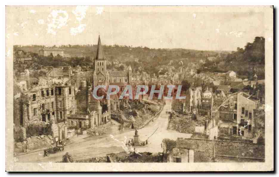 Vire (Ruines) — Place de l'Hôtel de Ville et Église Sainte-Anne — Vire (Calvados)