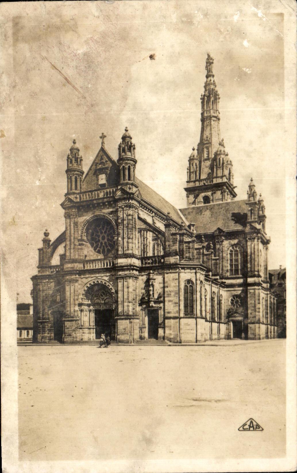 CPA Ste Anne D'Auray la Basilique 
