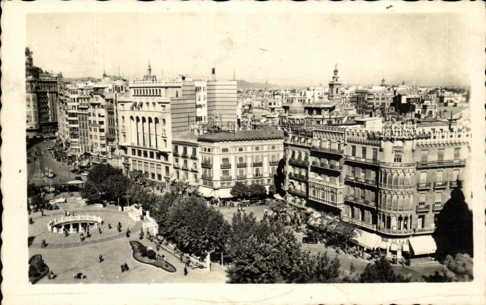Plaza del Caudillo — vue partielle — Éd. Paris-Alam, Valencia