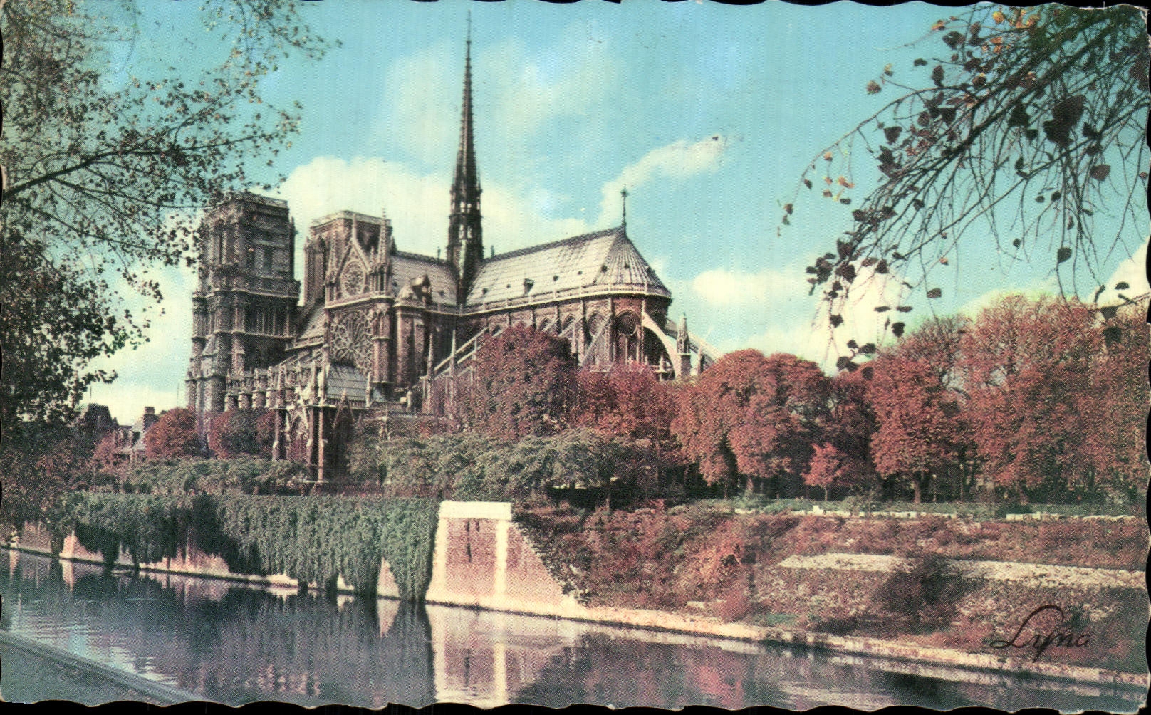 CPA Paris L'Abside de la Cathedrale Notre Dame