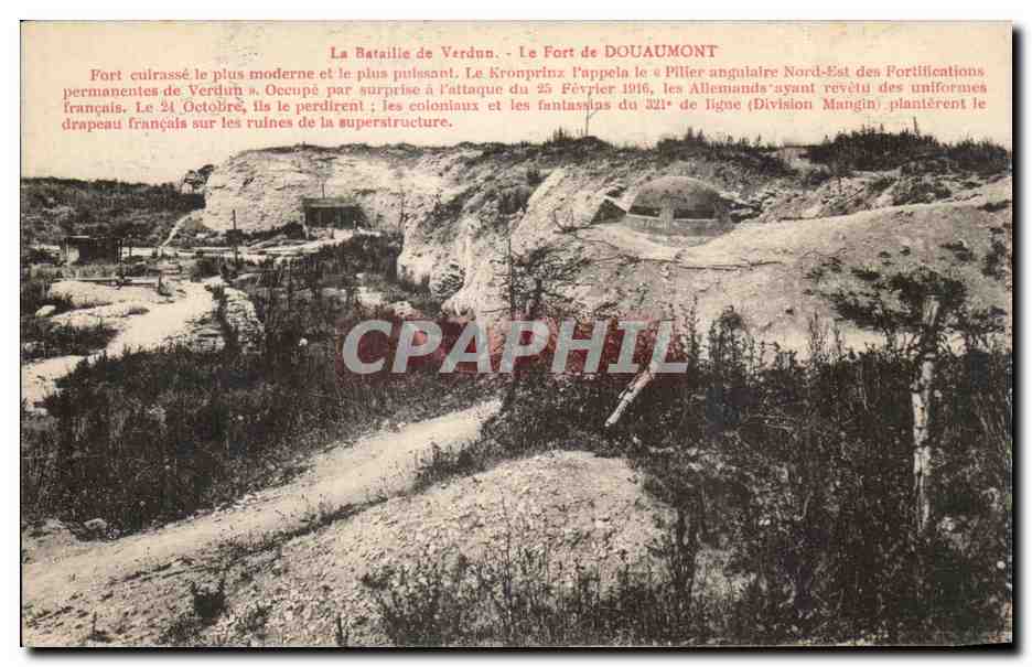CPA La Bataille de Verdun Le Fort de Douaumont Militaria