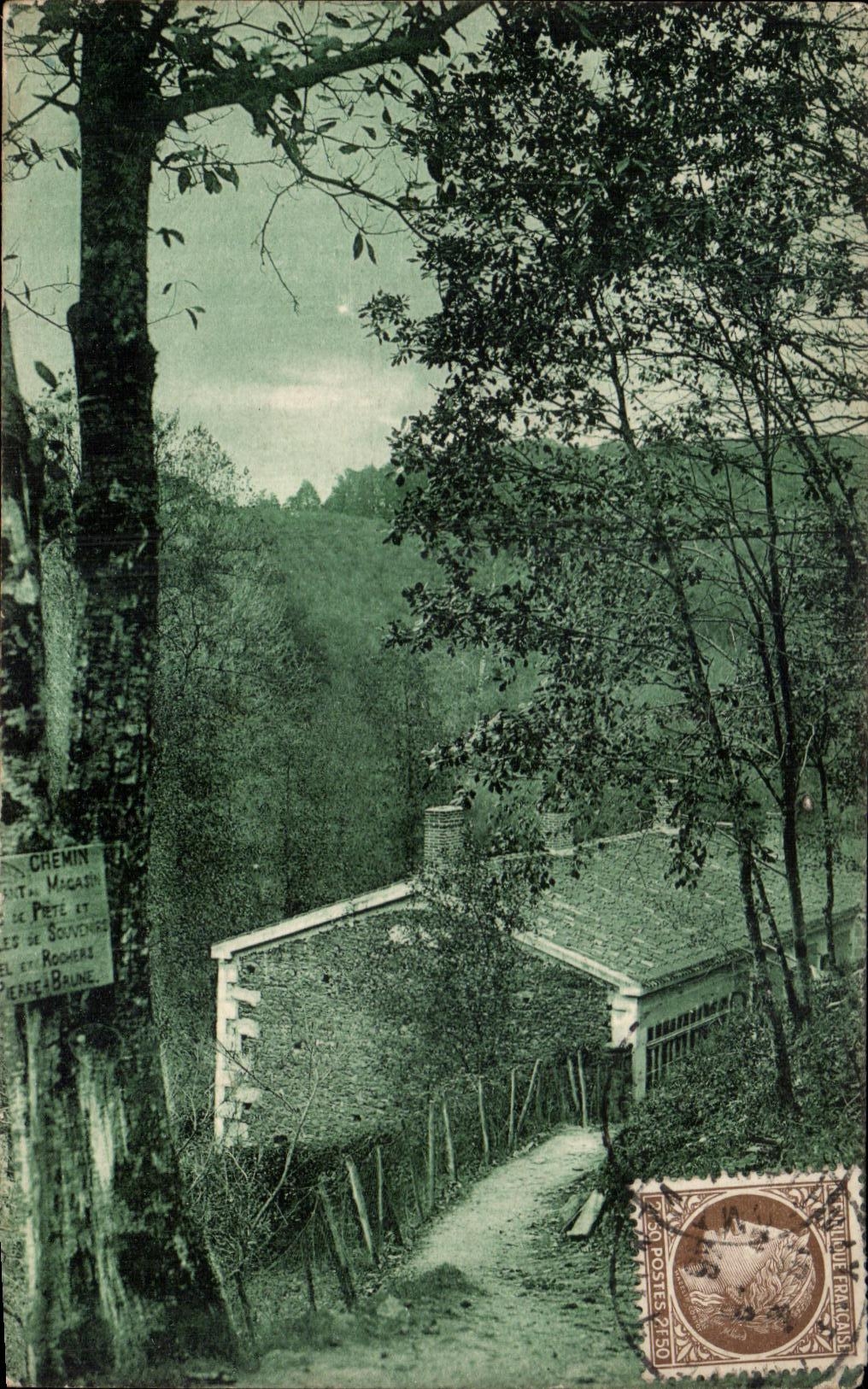 CPA Foret De Mervent Grotte du Pere Montfort Senier de Pierre Brune