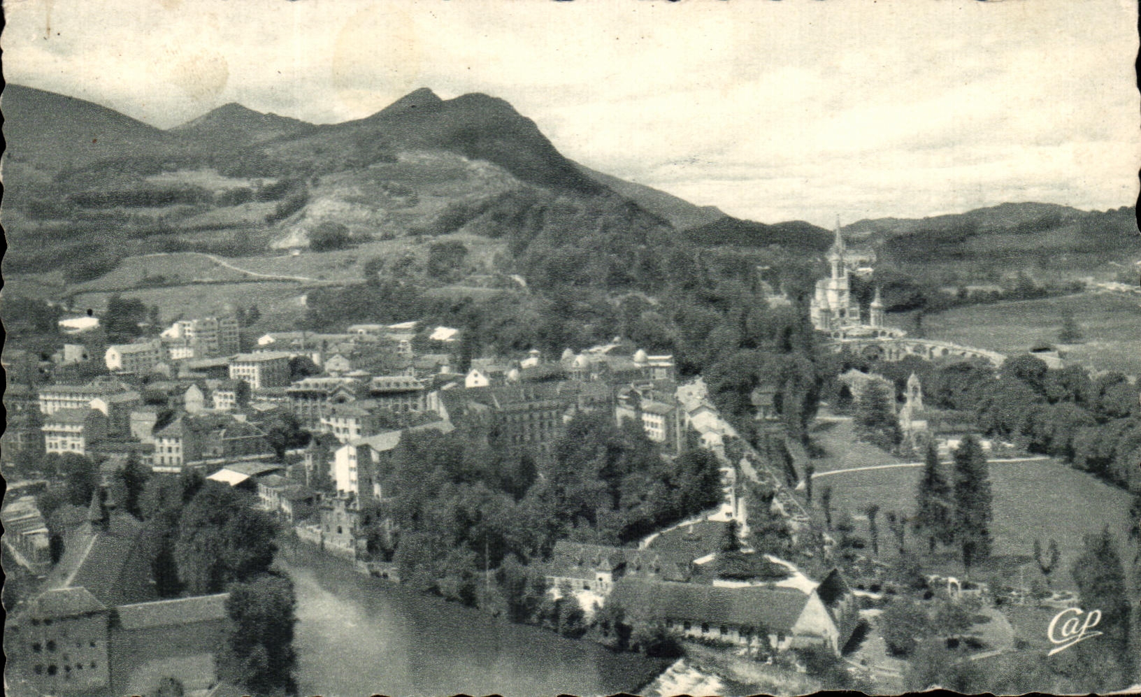 Lourdes — Vue prise du Château-Fort — Cap