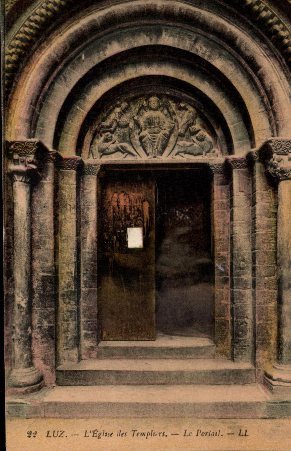 CPA Luz L'Eglise des Templiers Le portail