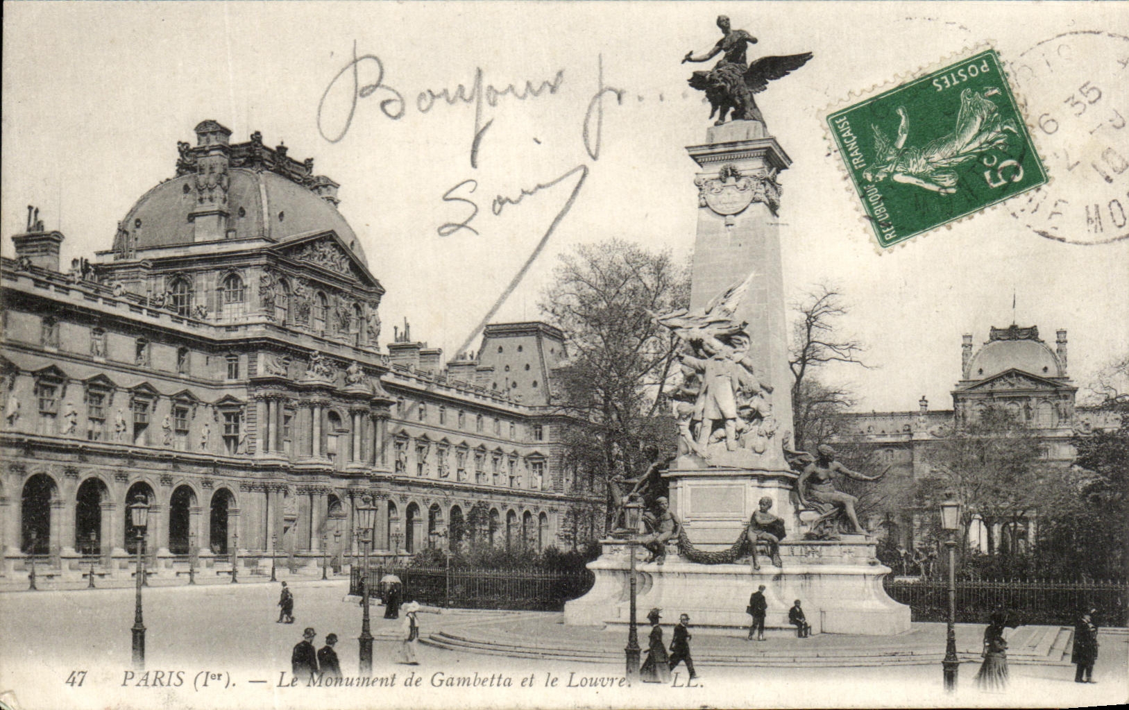 CPA Paris Le monument Gambetta et le Louvre