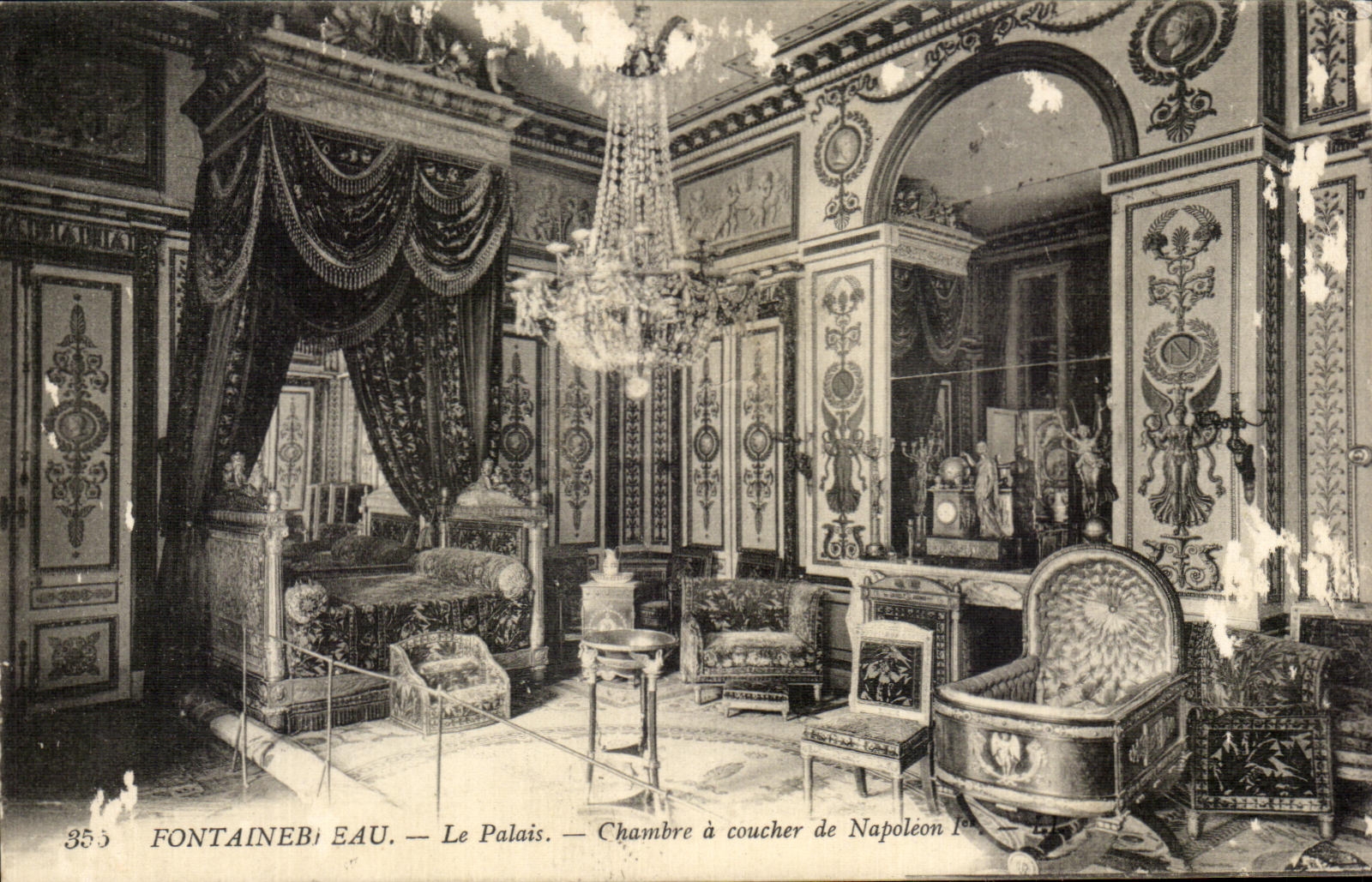 CPA Fontainebleau Le Palais Chambre a Coucher de Napoleon 1er