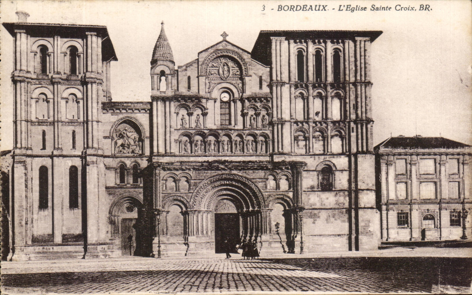 CPA Bordeaux L'Eglise Sainte Croix 