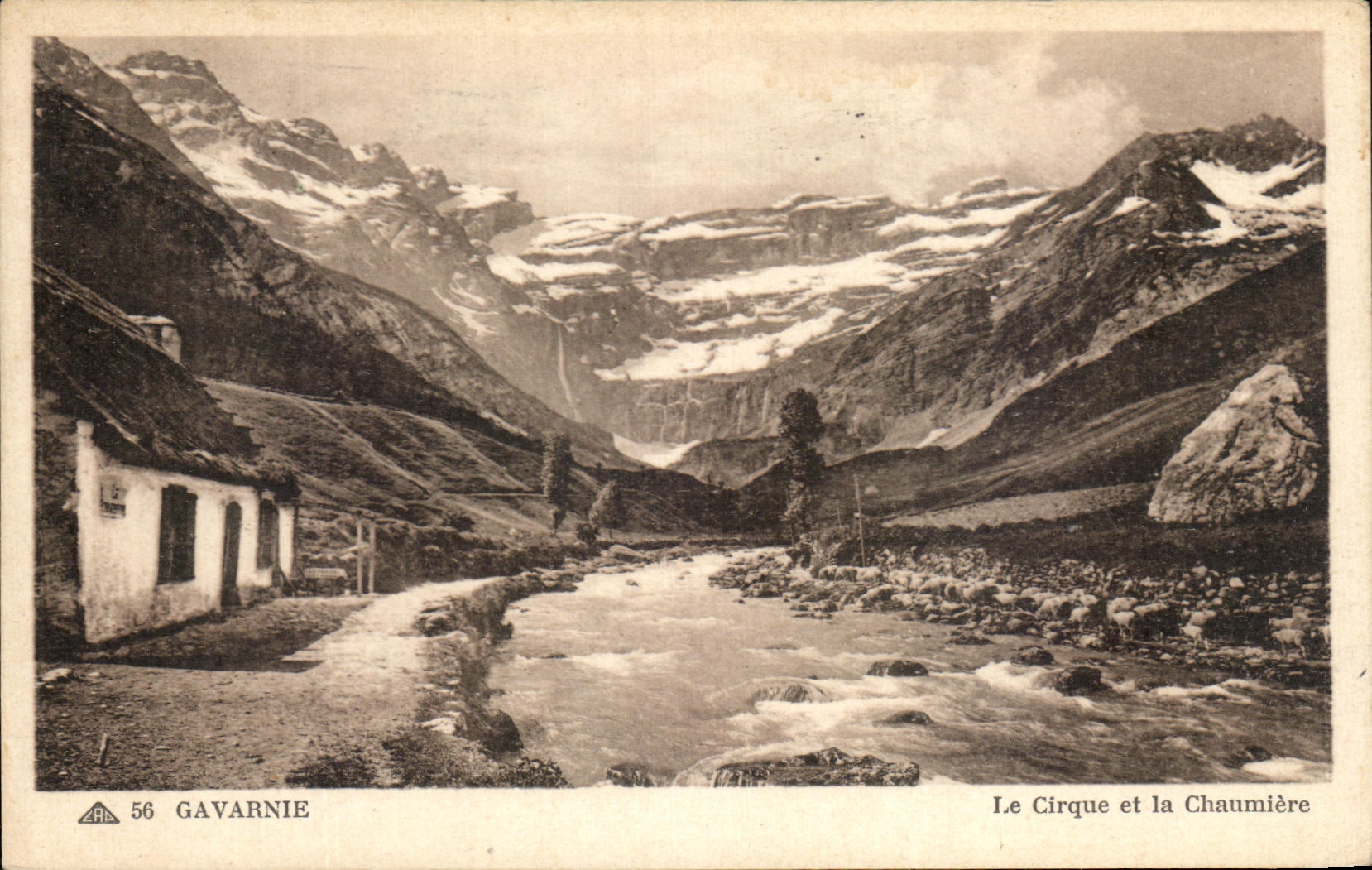 CPA Gavarnie Le Cirque et la Chaumiere 