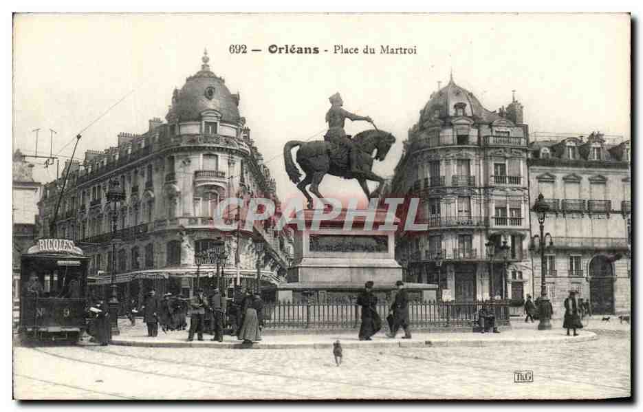 CPA Orleans Place du Martroi Tramway Jeanne d'Arc
