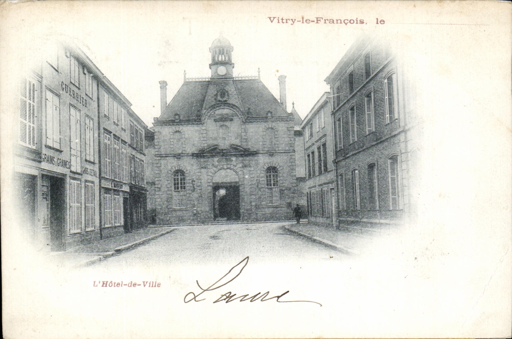 CPA Vitry le Francois le L'Hotel de Ville
