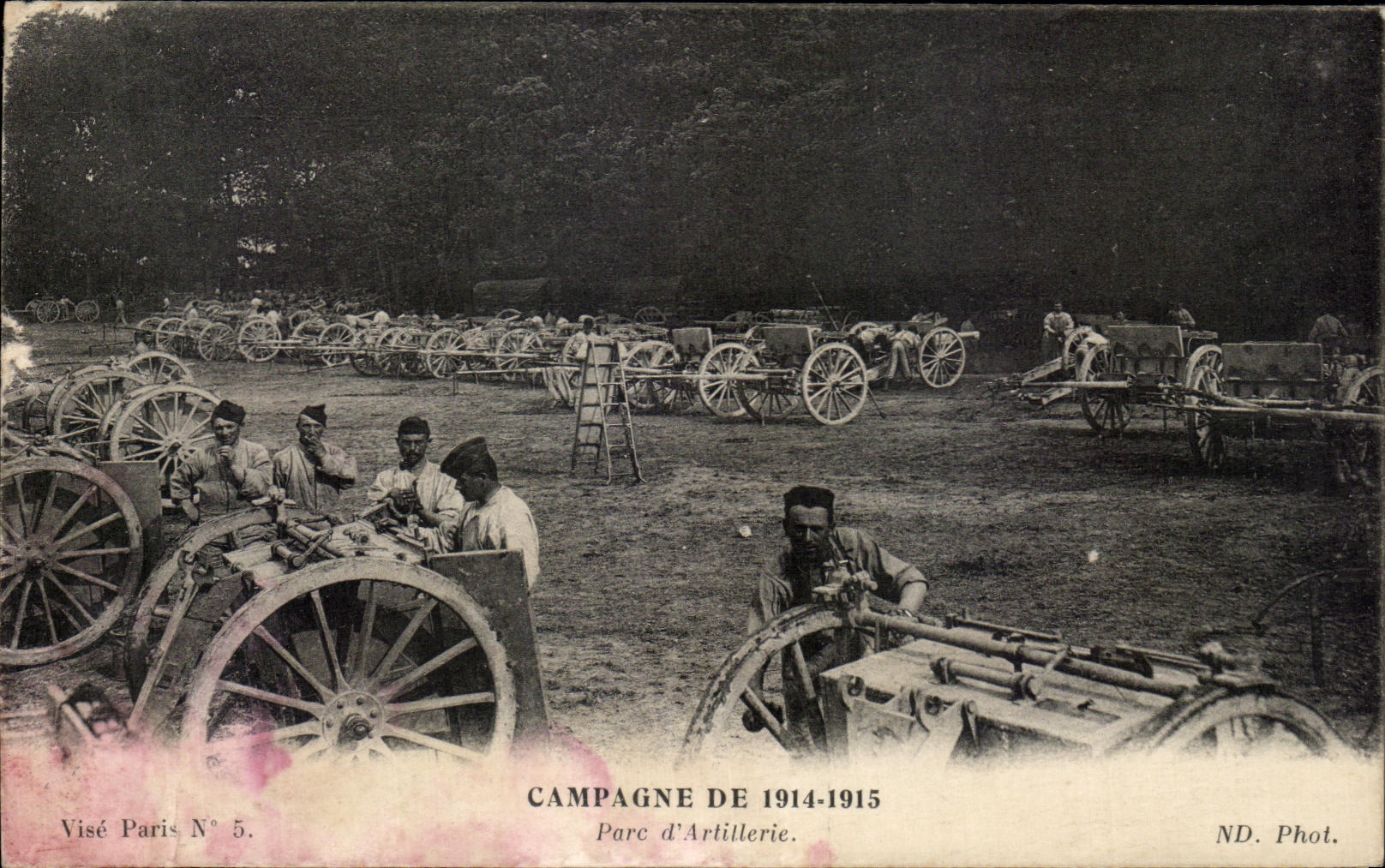 CPA Campagne De 1914 1915 Parc d'Artillerie Militaria