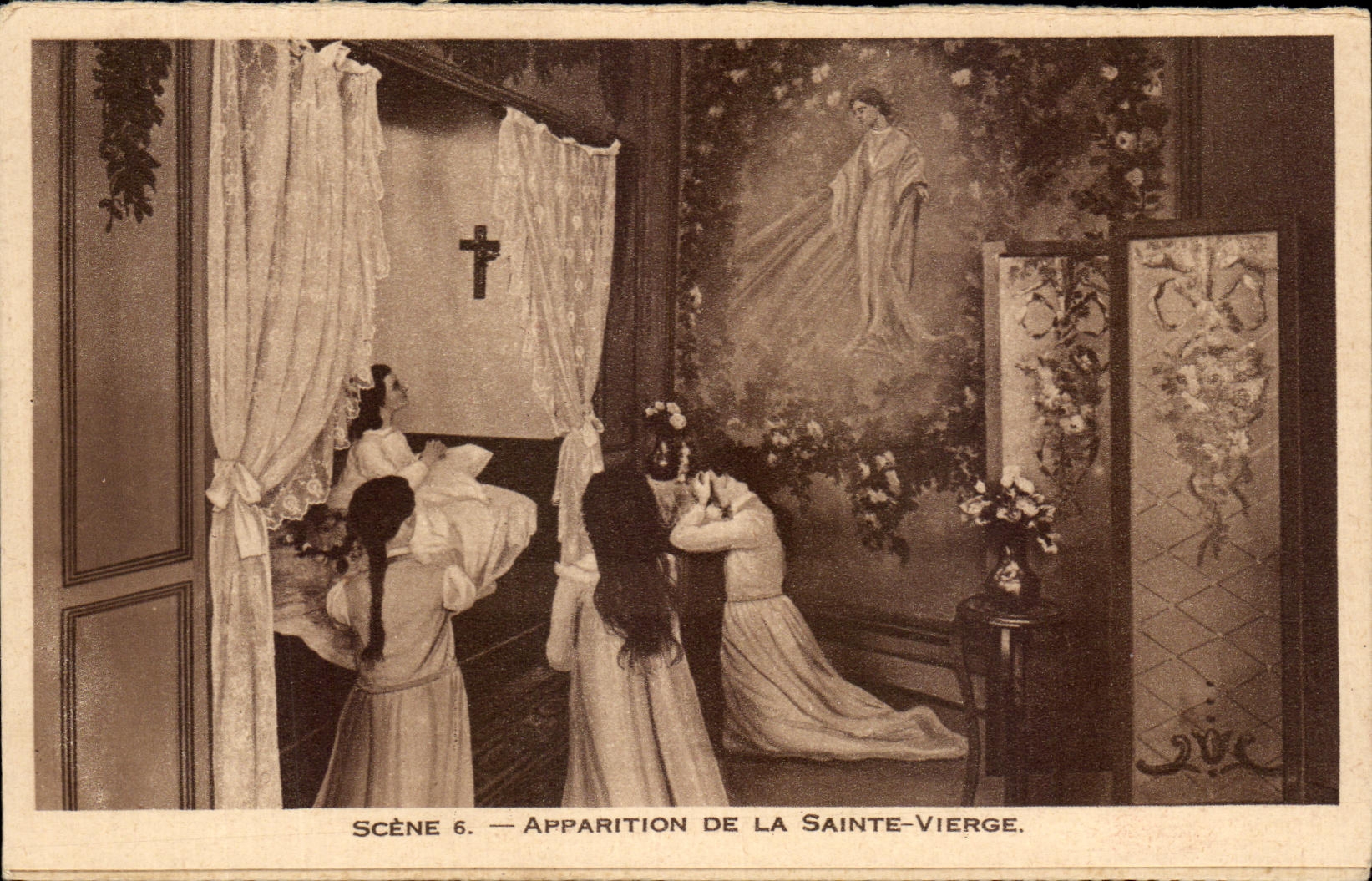 CPA Scene Vision D'un T Dans Le Ciel Lisieux Diorama Sainte Therese de l'Enfant Jesus