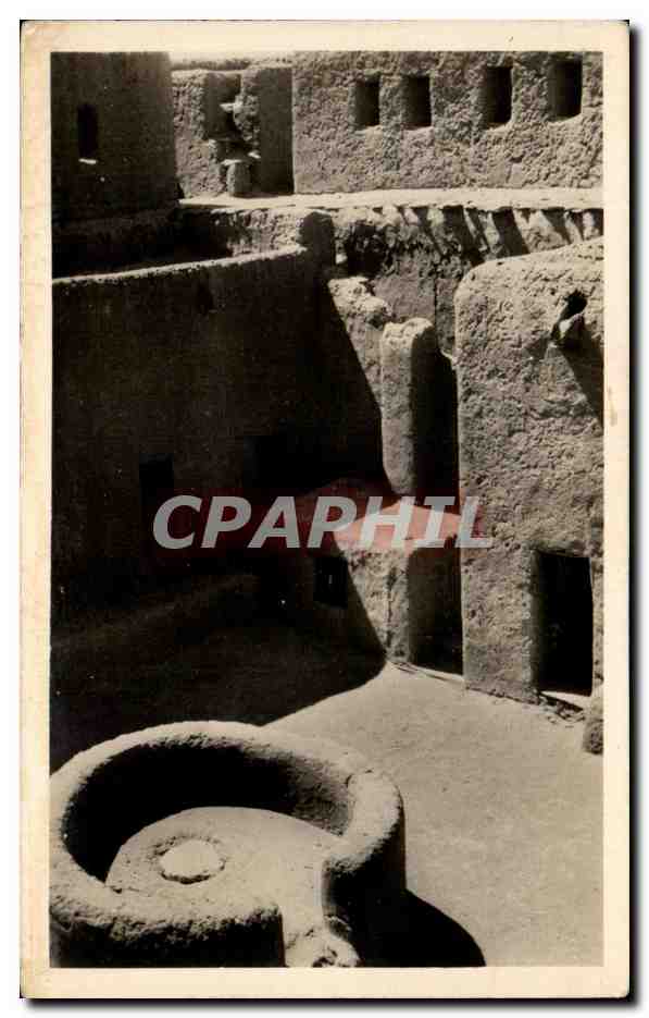 CPSM Tamaurasset Tamarasset Interieur du bord du Pere de Foucauld Puits four deux fenetres de la chapelle Mauritanie