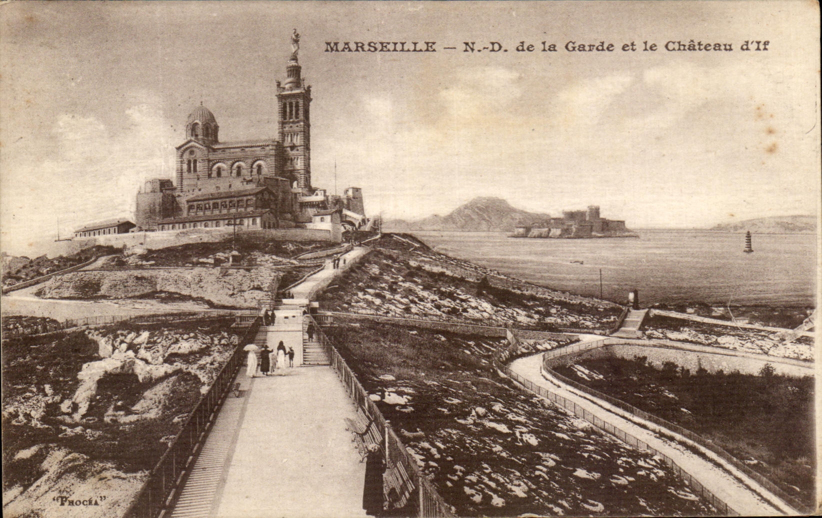 CPA Marseille De La Garde et le Chateau d'If