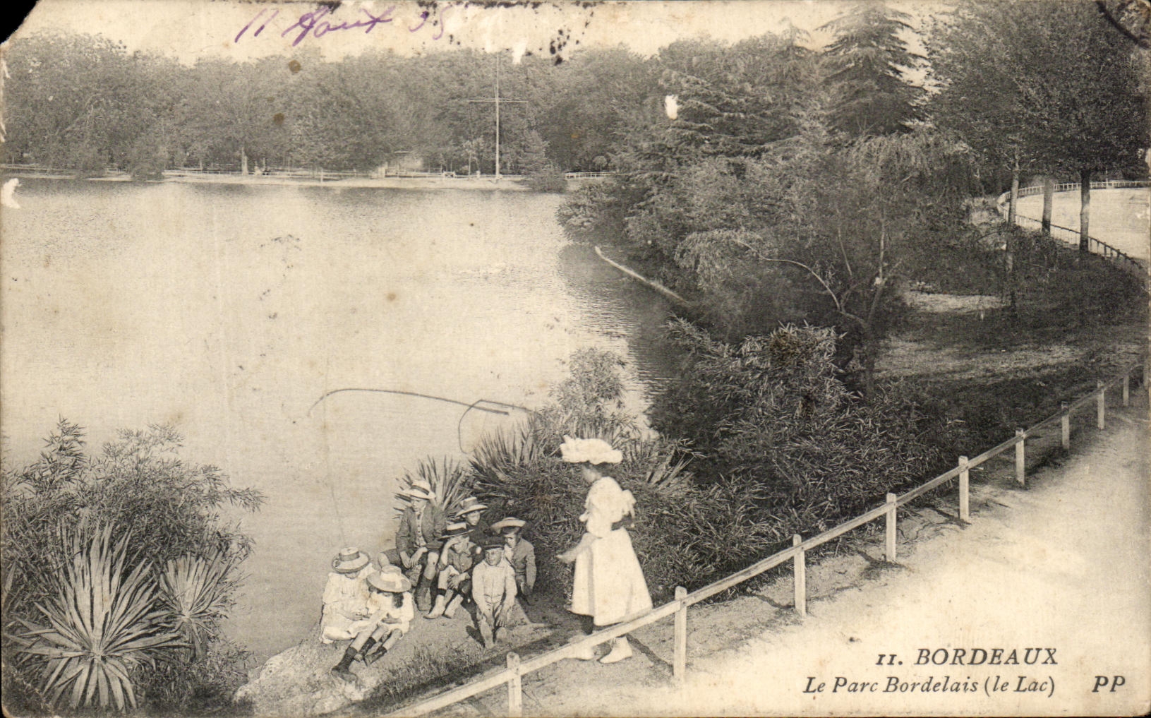 CPA Bordeaux Le Parc Bordelais Le lac Enfants